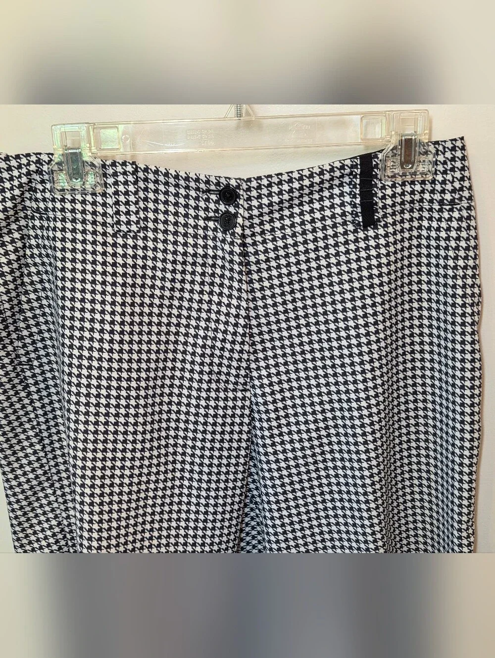 Nike Womens Golf Bermuda Shorts Size 8 Houndstooth Check Design Black & White